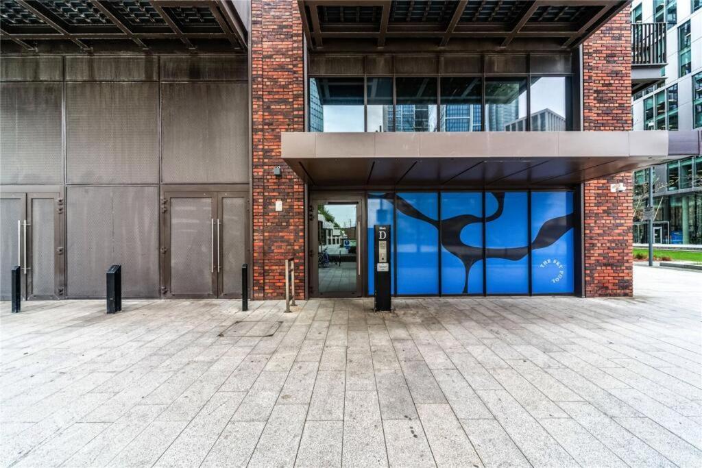Luxury 2br Next To Us Embassy With River Views *
